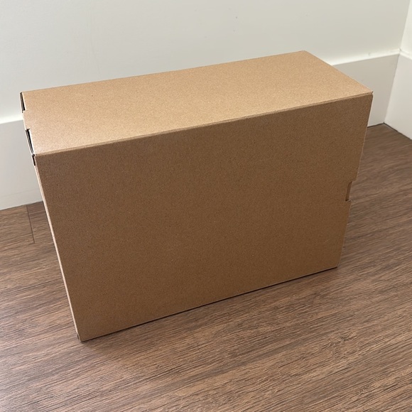 Yeezy Adidas empty box - Picture 5 of 6